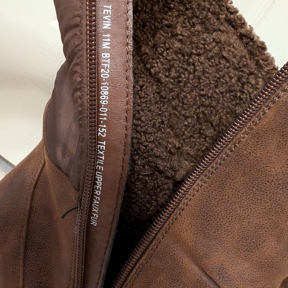 Baretraps Tevin Women's Faux- Leather block heel  mid calf boot Size 11 - Picture 4 of 8